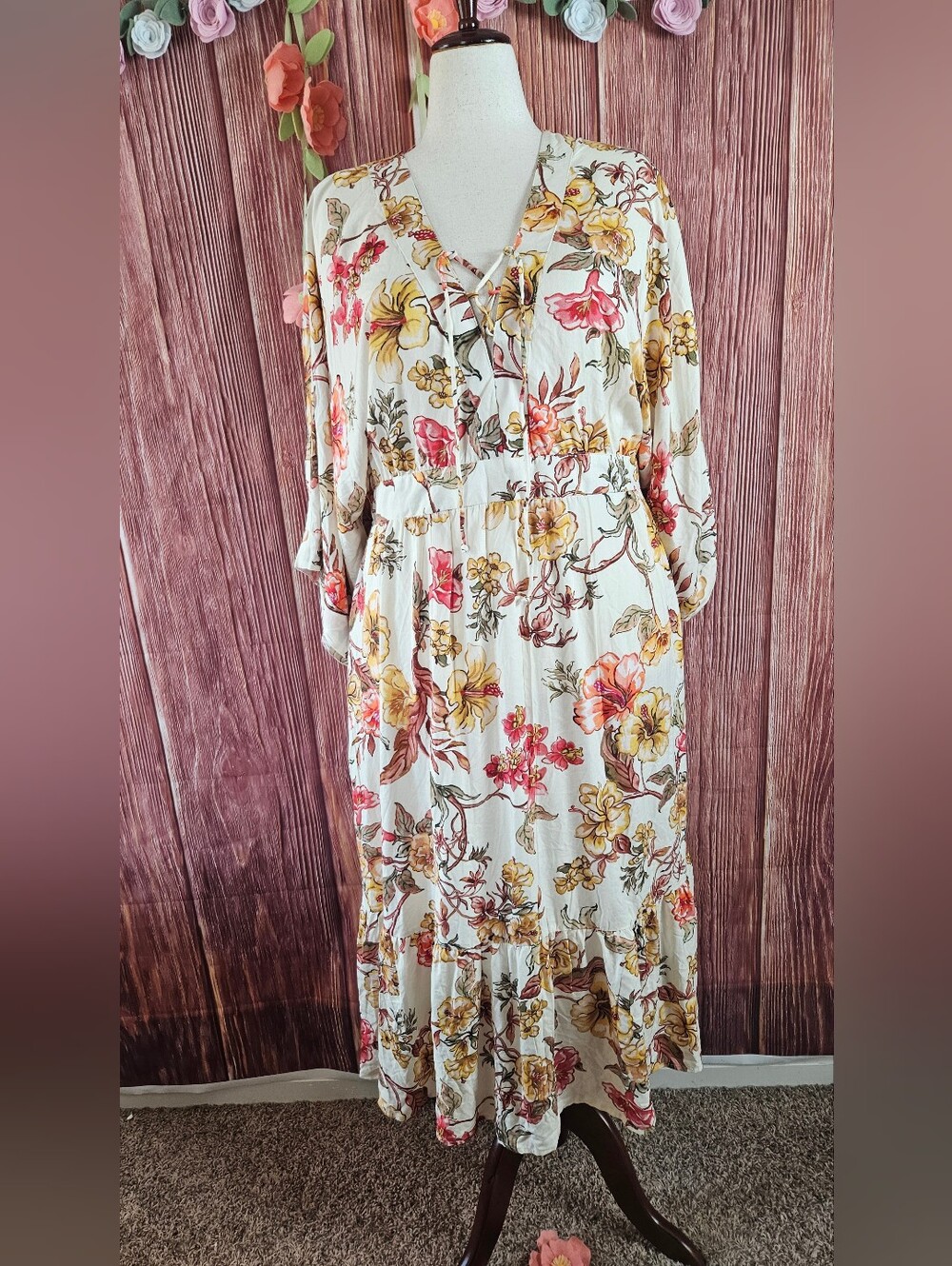 NWT Onshore Floral Midi Dress OS